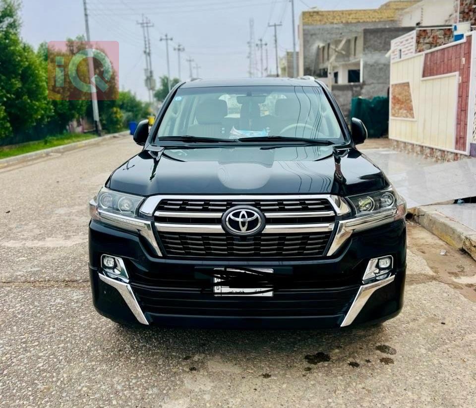 تويوتا لاندكروزر